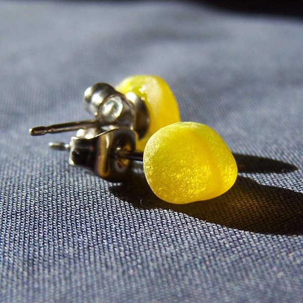 SALE - WOWIE ZOWIE - Bright YELLOW Sea Glass Post Earrings