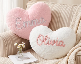 Cuscino a forma di cuore personalizzato: nome personalizzabile, dolce regalo per ragazze, decorazione per la camera da letto.