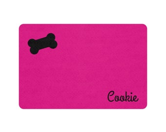 Producto personalizado - Tapete personalizado para comida para mascotas - Grand Font, color rosa