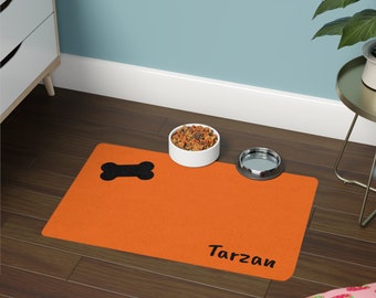 Producto personalizado - Tapete personalizado para comida para mascotas - Fuente tipo pincel, color naranja