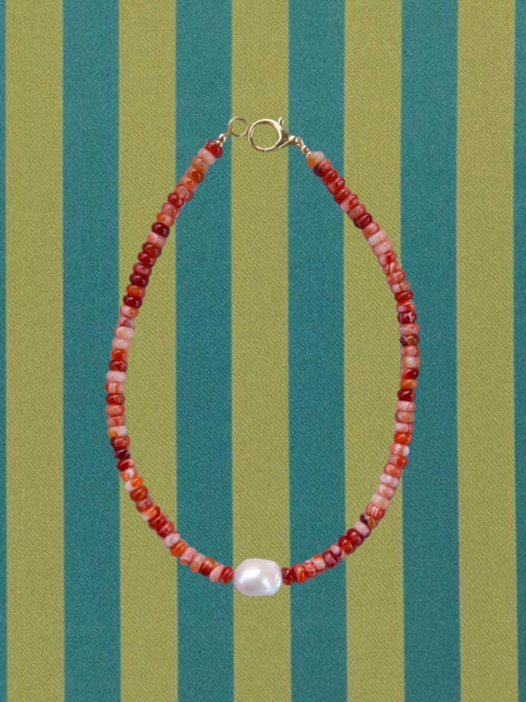 Red agate beaded necklace with baroque pearl
