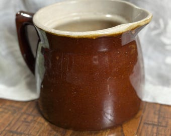 Antique Brown Stoneware Water Pitcher – Salt Glaze Pottery, Farmhouse Decor