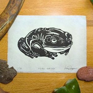 Grumpy Toad Linocut Print | Small Handmade Animal Art | 4x6 Nature Print