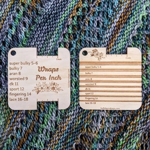 Knitting Tool Squares, Small Yarn Gauge, Wraps Per Inch, Swatch Gauge, Ruler and Knitting Instructions, Needle Measuring Tool