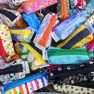 Wholesale - 20 Lip Balm Pouches