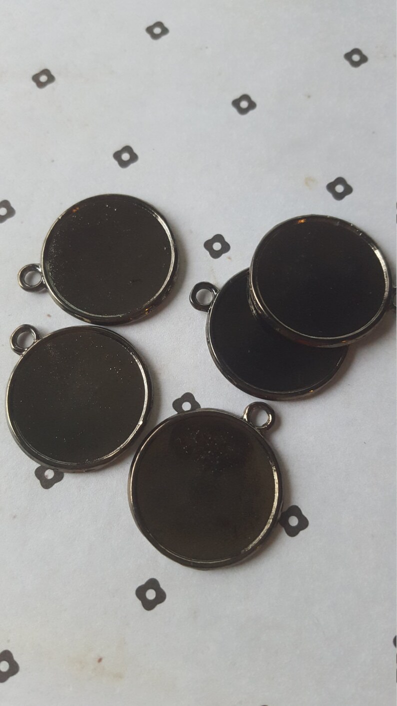 30pcs Gunmetal frame charms blank pendant 25mm tray lot
