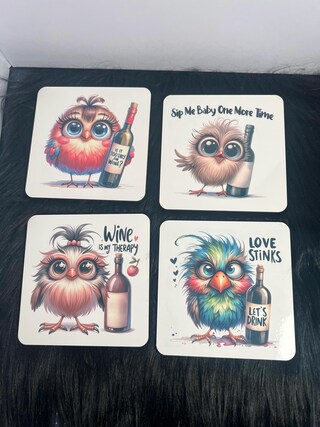 Sottobicchiere Umoristico 'Troppo Presto Per Bere Vino?' – Melamina Con Retro In Sughero – 10x10 Cm – Regalo Divertente