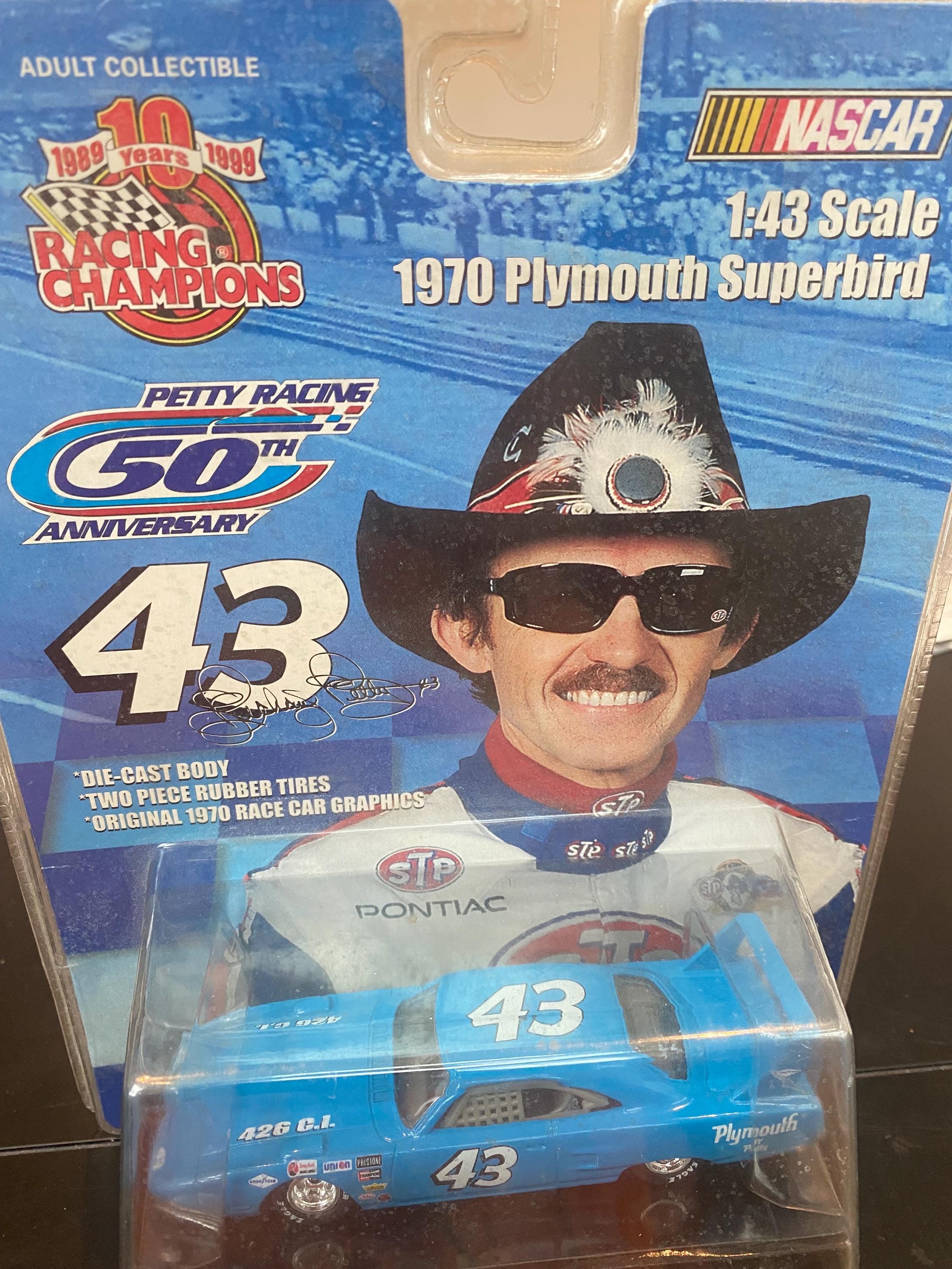 Richard Petty 1970 Plymouth Superbird 1/43 Racing Champion NASCAR