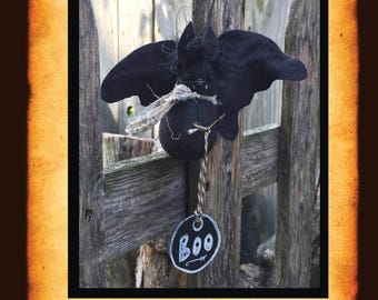 A Little Batty, Halloween, bat ornament, PDF sewing pattern