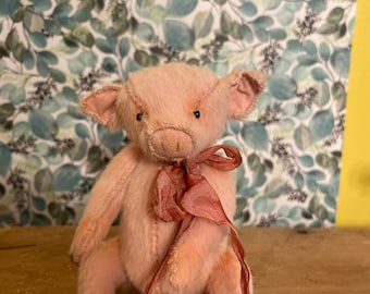 Hand sewn mini pig, peach pink collector's teddy, ready to ship