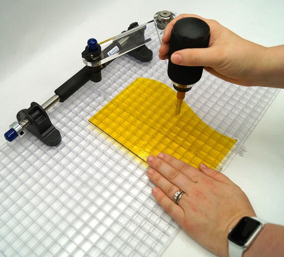 Cutters Mate Mini Glass Cutting System Includes 2waffle Grid by
