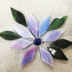 Very Berry Flower Glass Petals for Mosaics or Stained Glass, 13 petals