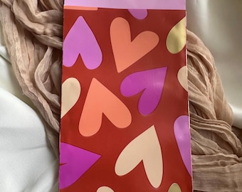 Paper bag with heart motif | FSC gift bag | Gift bag with hearts | Packaging | Gift bags | Sustainable paper bag