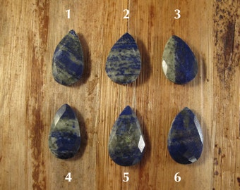 One Lapis Bead, Lapis Lazuli Focal Bead, Flat Briolette Pendant, Natural Lapis Lazuli, 30mm x 19mm, Jewelry Supplies (B-Lap2a)