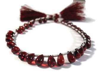 One Strand of Garnet Beads, Red Red Red Smooth Garnet Briolettes, 32 Stones, 5mm x 3mm - 7mm x 5mm, Gemstones, January Birthstone (Luxe-Ga1)