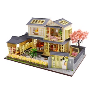 Miniature DIY Dollhouse Wooden Japanese Home with Pergola and Yard Do-It-Yourself Kit with Dust Cover