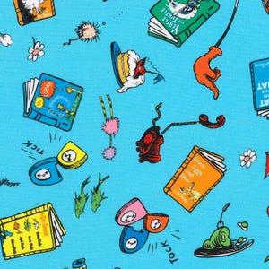 Aus Robert Kaufman Stoffen, Celebrate Seuss, Seuss Buchartikel Auf Blau von Dr. Seuss Stoffen