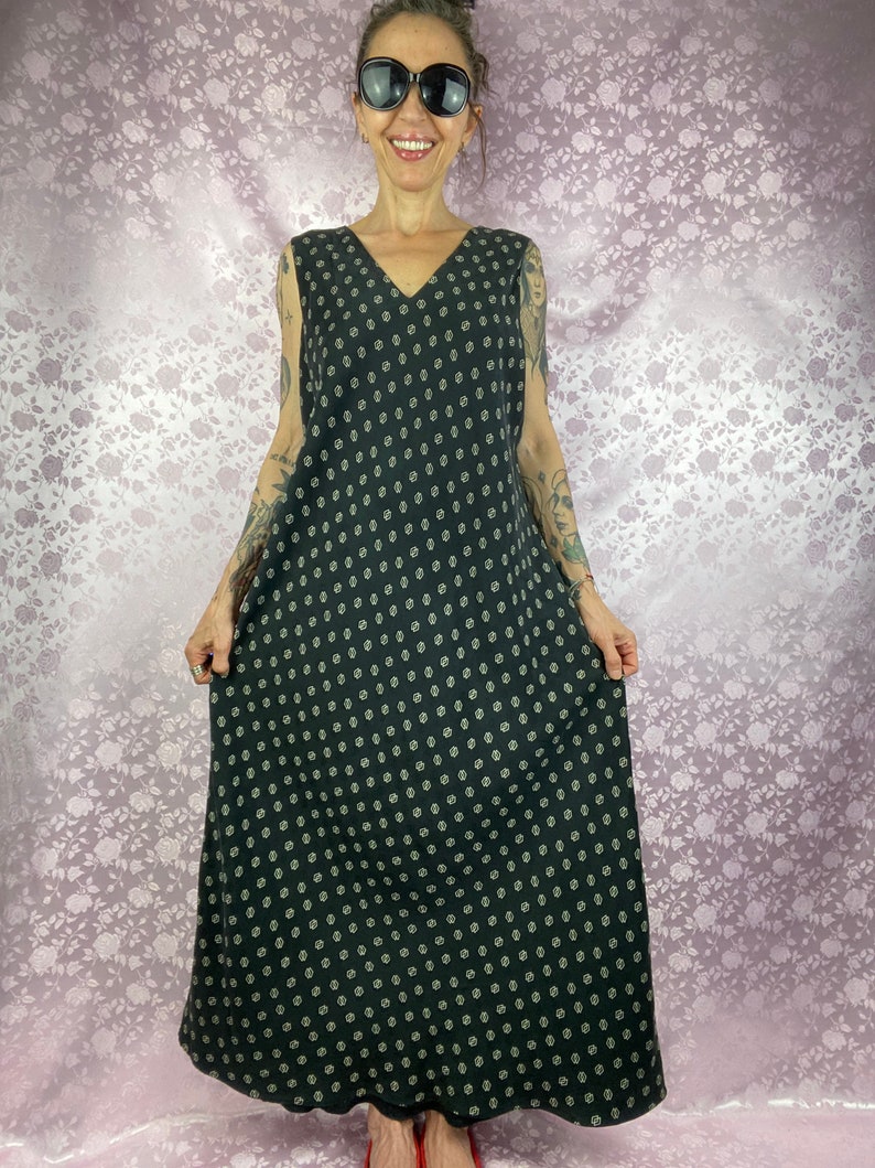 Vintage 90s Y2k maxi dress,silk charcoal black geometric kind dress,elegant feminine casual black silk long dress,size L maxi dress
