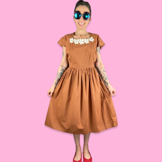 Vintage 50s 60s babydoll dress,cotton floral appl… - image 2