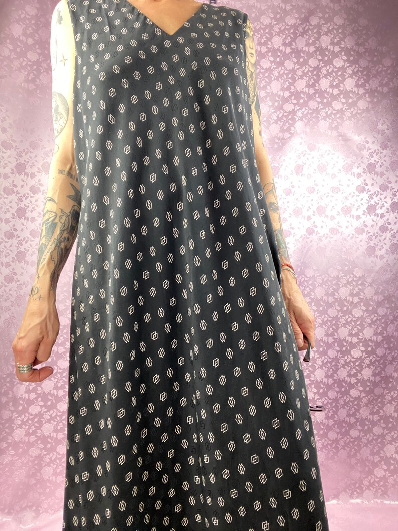 Vintage 90s Y2k maxi dress,silk charcoal black geometric kind dress,elegant feminine casual black silk long dress,size L maxi dress