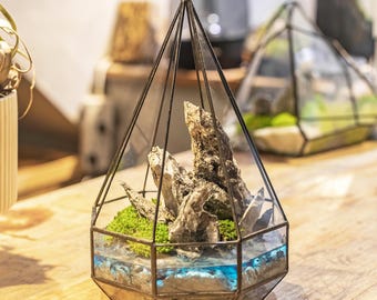 Moss Terrarium Zen Garden, Geometric Terrarium with Resin Ocean & Standing Rocks, Preserved Moss, Miniature Landscape for Home Office Decor