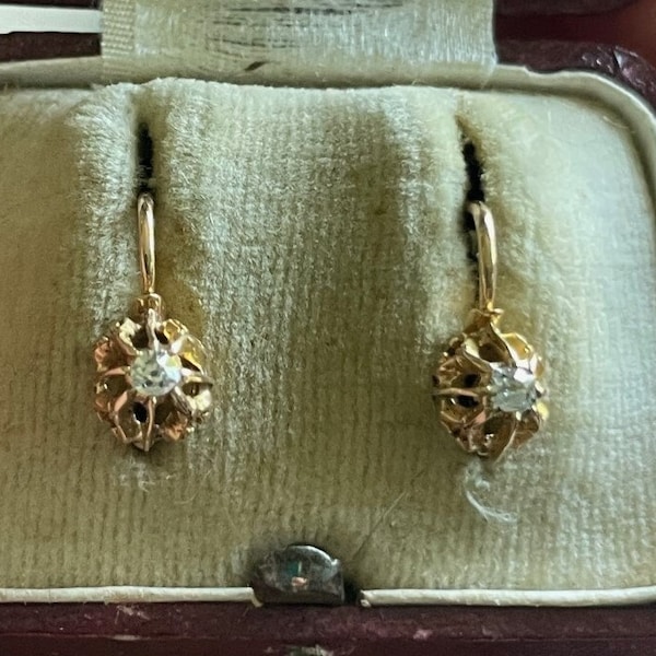 VICTORIAN *Petite* 18K Gold ~FRENCH~ Old Cut Diamond Dormeuses earrings