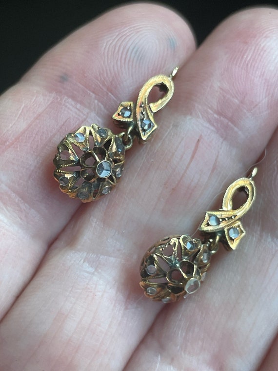 VICTORIAN ~FILIGREE~ ANTIQUE 18k gold Earrings wi… - image 10