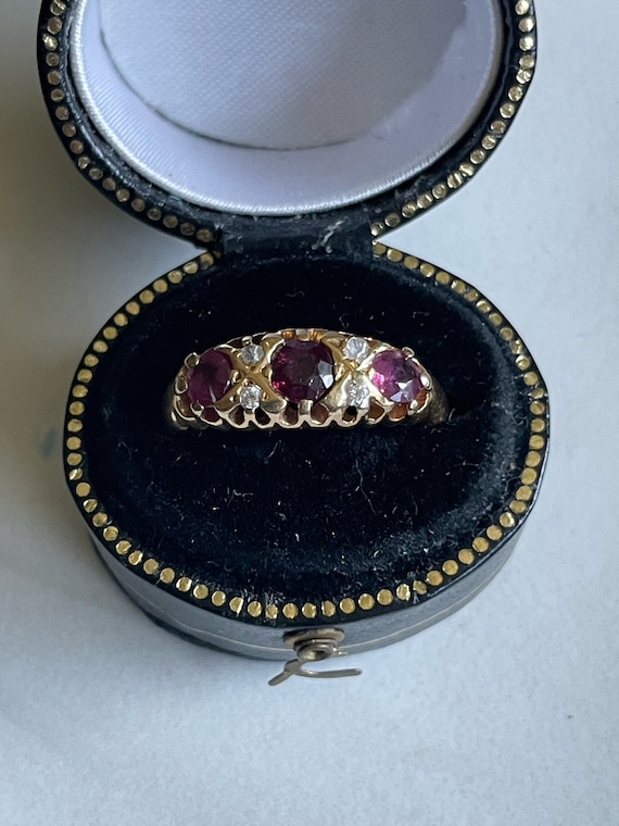 ANTIQUE 18K Gold and Natural Genuine *RUBY* Diamon