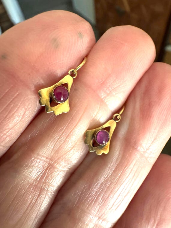 Delicate & TINY Handmade RUBY and 18K Gold Victor… - image 4