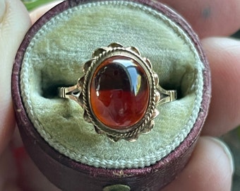VICTORIAN Style Handmade Vintage Cabochon Reddish Orange Genuine GARNET 9k GOLD Ring