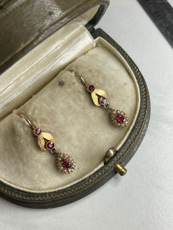 Gorgeous 14k Victorian ANTIQUE GARNET/ Seed Pearl… - image 2