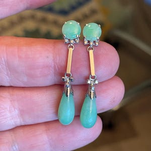 LOVELY Art Deco 9k WHITE Gold / Genuine Green Jadeite Jade and Hematite accents Elegant CLASSIC Dangle Earrings from the 20&#39;s, drop earrings
