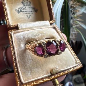 VICTORIAN Style Vintage Natural RUBY / Diamond 18k Gold Filigree Ring, alternate wedding ring, stackable ring size 10.5