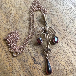 ANTIQUE VICTORIAN Art Nouveau 9k Rose Gold and GARNET pendant  - Exceptional