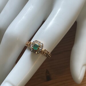 French SPECTACULAR Antique Victorian 18k Gold EMERALD & DIAMOND Ring image 9