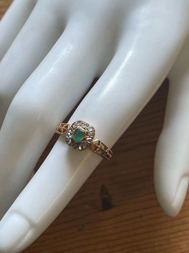 French SPECTACULAR Antique Victorian 18k Gold EMERALD & DIAMOND Ring image 9