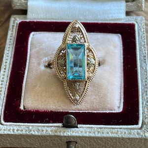 UNIQUE 10k FILIGREE  Antique Style Vintage Aqua colored Genuine TOURMALINE Ring