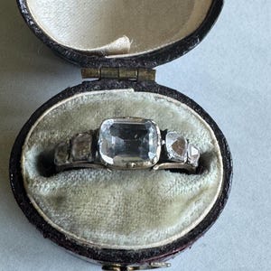 1700's GEORGIAN 5 stone Stuart Rock Crystal, Diamond Paste,  Rococo Era , Late 18th Century 12k Rose Gold COLLECTABLE, stackable ring
