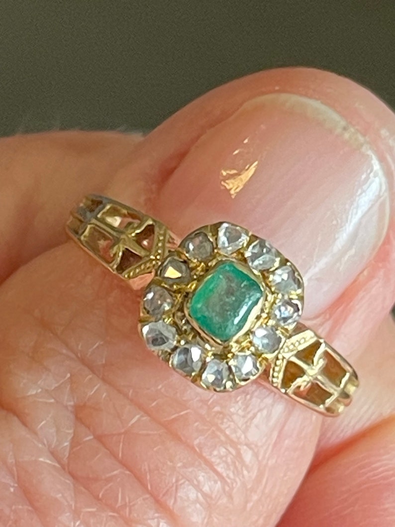 French SPECTACULAR Antique Victorian 18k Gold EMERALD & DIAMOND Ring image 1