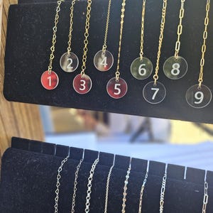 Étiquettes acryliques personnalisées | Numéro de cercle | Étiquettes | Créez vos propres étiquettes personnalisées