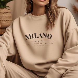 City Sweatshirt, Milano Italy Sweatshirt, Milano Italy Sweater, Milano Italy Lover Gift, Traveller sweatshirt Italy Trip Crewneck City Shirt