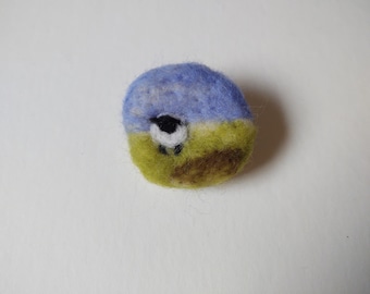 Felted Sheep Pin - Lone Sheep with Blue Sky