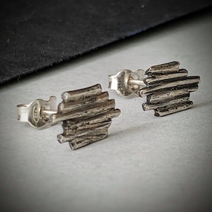 Men&#39;s Geometric Silver Stud Earrings, Rustic silver unisex studs, Patina Finished Minimalist Studs for Men, 925 Silver Studs Gift for Guys