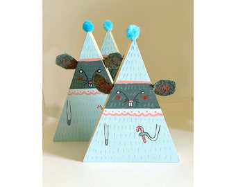 Small Wooden Grey Mouse Holiday Decor