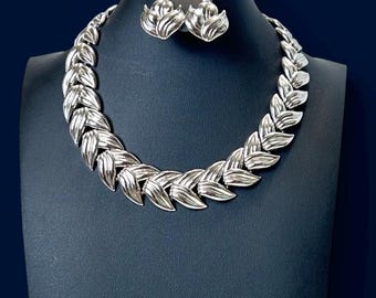 Vintage Trifari Necklace Earring Set Silver Tone Choker Leaf Flame Design, MCM Statement Signed