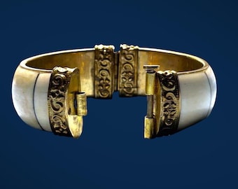 Vintage Bangle Bracelet Bone And Brass Boho 7.25”