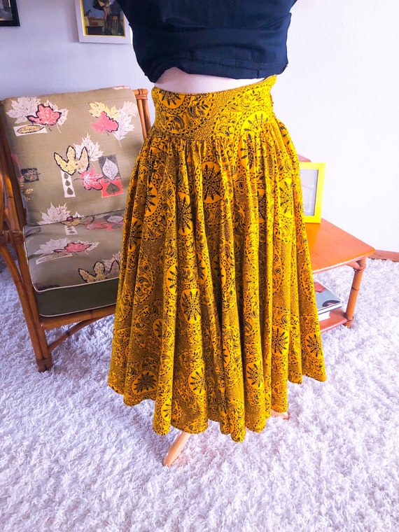 1950s Skirt /50s full skirt abstract novelty print