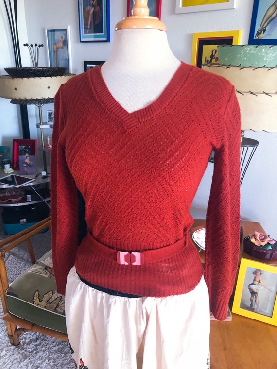 1940s style Sweater / 40s style V-neck Sweater / 7