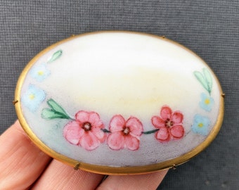 Antiguo victoriano eduardiano vintage pintado a mano floral porcelana broche pin