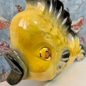 TRES RARE vintage jaune nacré poisson jardinière murale poche murale plaque Ceramicraft à collectionner image 3